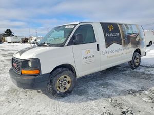 GMC Savana G2500 4.8L 8 2015