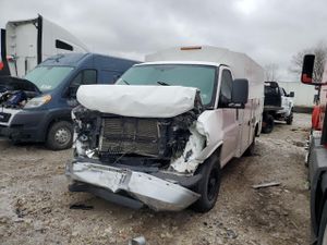 Chevrolet Express 6.0L 8 2015