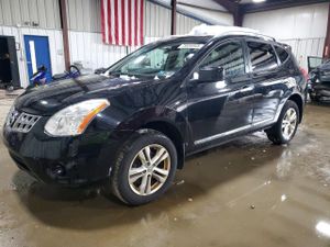 Nissan Rogue S 2.5L 4 2013
