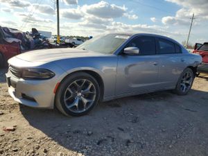Dodge Charger SXT 3.6L 6 2015