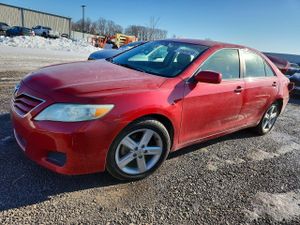 Toyota Camry BASE 2.5L 4 2010