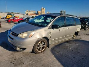 Toyota Sienna CE 3.3L 6 2005