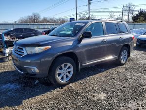 Toyota Highlander BASE 3.5L 6 2013