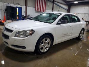Chevrolet Malibu LS 2.4L 4 2011