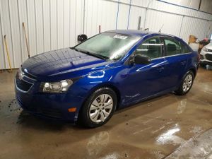 Chevrolet Cruze LS 1.8L 4 2012