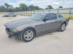 Ford Mustang 3.7L 6 2014