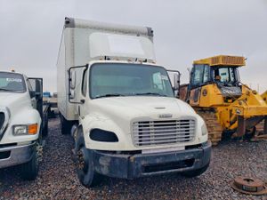 Freightliner Business Class M2 106 MEDIUM DUTY 6.7L 6 2012