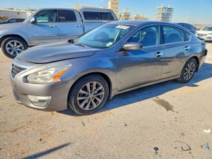 Nissan Altima 2.5 2.5L 4 2015