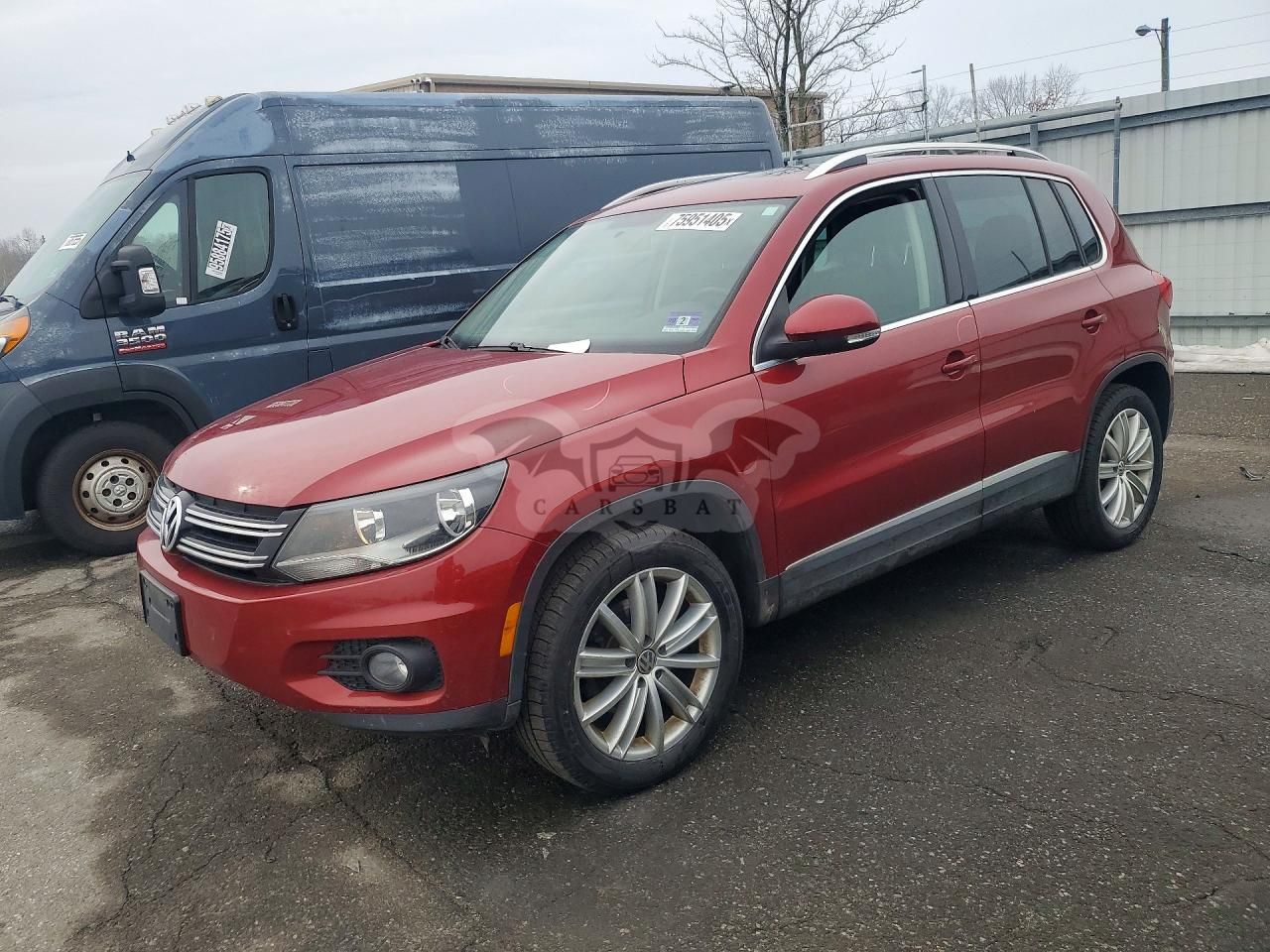 Volkswagen Tiguan S 2.0L 4 2015