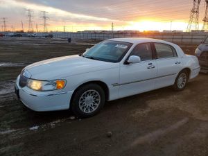 Lincoln Town Car SIGNATURE 4.6L 8 2001