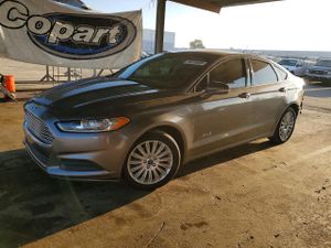 Ford Fusion SE HYBRID 2.0L 4 2013