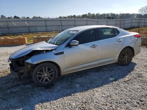 Kia Optima LX 2.4L 4 2015