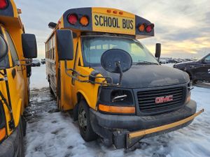 GMC Savana CUTAWAY G4500 6.0L 8 2011