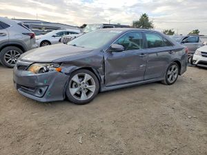 Toyota Camry L 2.5L 4 2014