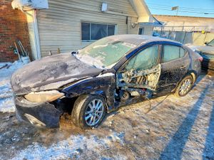 Mazda 3 GRAND TOURING 2.0L 4 2014