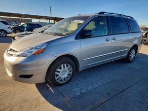 Toyota Sienna CE 3.3L 6 2006