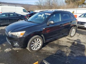 Mitsubishi Outlander SE 2.0L 4 2011