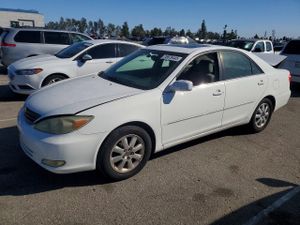 Toyota Camry LE 2.4L 4 2003