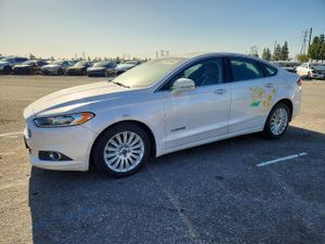 Ford Fusion SE HYBRID 2.0L 4 2013
