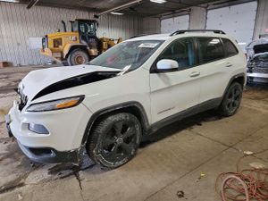 Jeep Cherokee LATITUDE 2.4L 4 2015