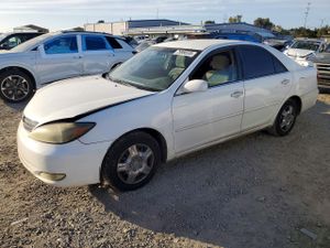 Toyota Camry LE 2.4L 4 2003