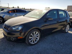 Volkswagen Golf 2.0L 4 2014