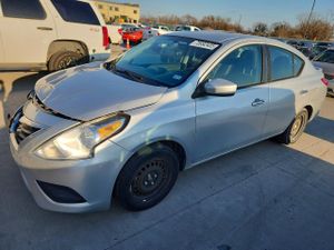 Nissan Versa S 1.6L 4 2015