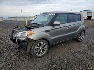 Kia Soul + 2.0L 4 2012