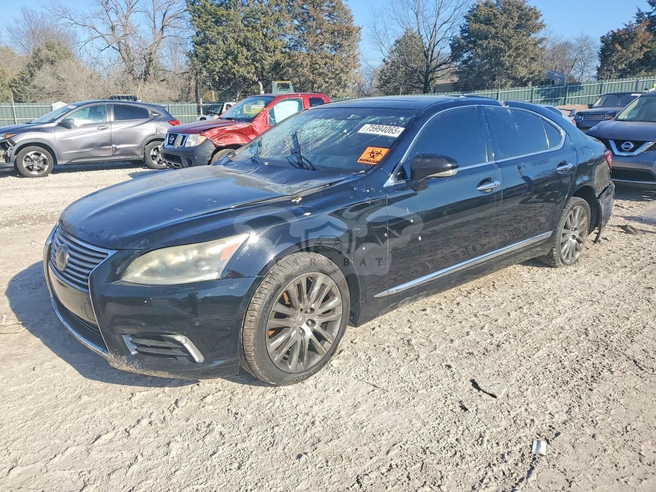 Lexus LS 4.6L 8 2013