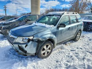 Subaru Forester 2.5X 2.5L 4 2012