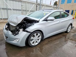 Hyundai Elantra GLS 1.8L 4 2013