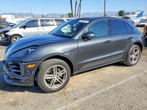 Porsche Macan 2.0L 4 2020