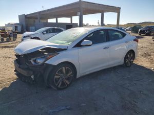 Hyundai Elantra SE 1.8L 4 2015