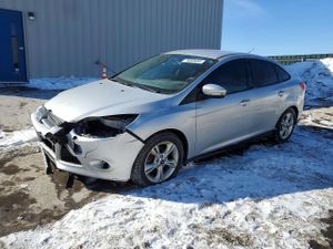 Ford Focus SE 2.0L 4 2014