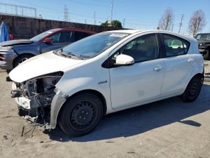Toyota Prius 1.5L 4 2015