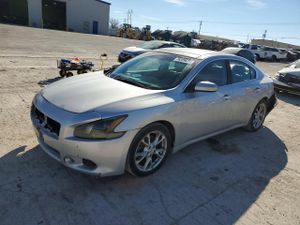 Nissan Maxima S 3.5L 6 2012