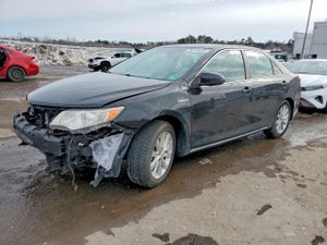 Toyota Camry HYBRID 2.5L 4 2012