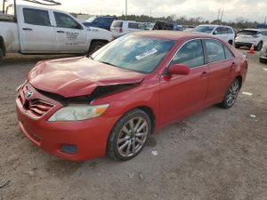 Toyota Camry BASE 2.5L 4 2010
