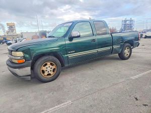 Chevrolet Silverado 1500 C1500 4.8L 8 2001