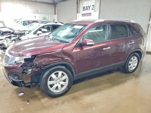 Kia Sorento LX 2.4L 4 2013