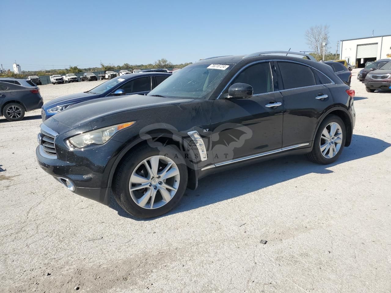 Infiniti QX70 3.7L 6 2014