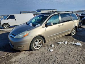 Toyota Sienna XLE 3.3L 6 2006