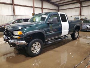 GMC Sierra K2500 HEAVY DUTY 6.0L 8 2005