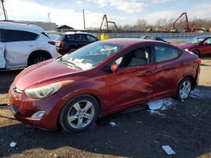 Hyundai Elantra GLS 1.8L 4 2013