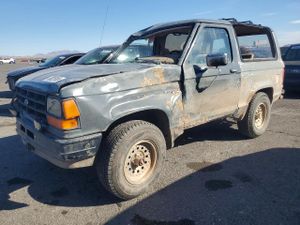 Ford Bronco 2.9L 6 1989