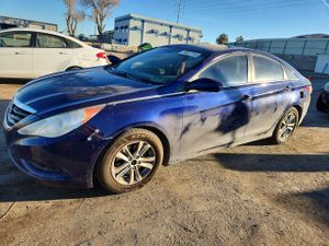 Hyundai Sonata GLS 2.4L 4 2011