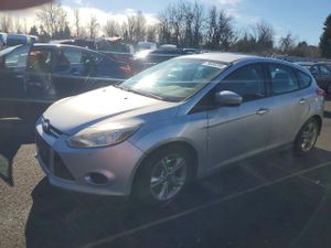 Ford Focus SE 2.0L 4 2014