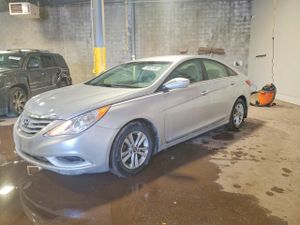 Hyundai Sonata GLS 2.4L 4 2012