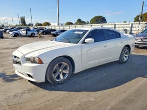 Dodge Charger SE 3.6L 6 2013