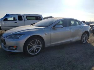 Tesla Model S 2014